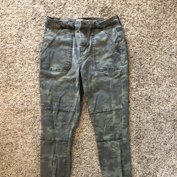 Camo Pants - Picture 1 of 5